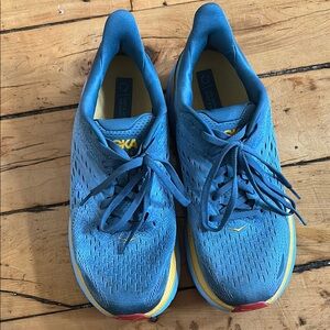 Hoka Clifton 8 Running Shoes